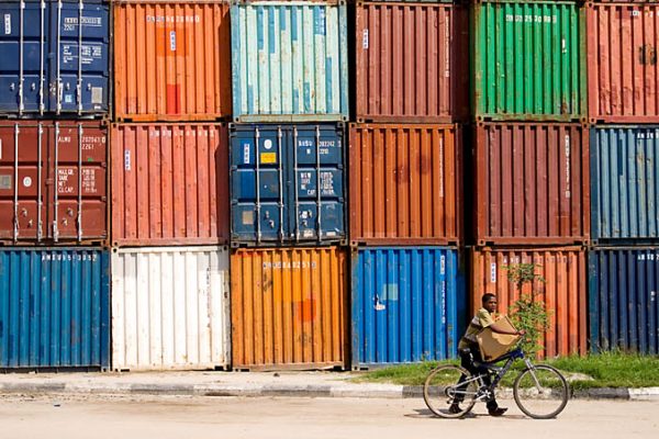 How storage works in containers