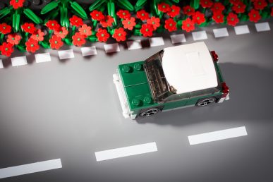 Architecting edge for self-driving cars with OpenStack and ETSI Open Source MANO
